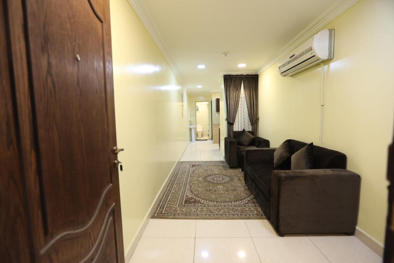 Al Eairy Apartment- Dammam 3 Al Mubarakiyah Buitenkant foto