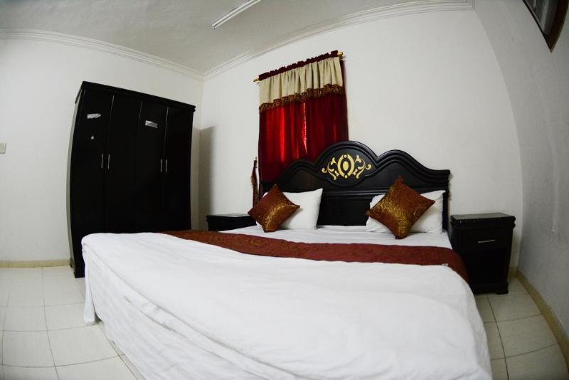Al Eairy Apartment- Dammam 3 Al Mubarakiyah Buitenkant foto